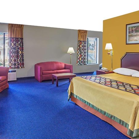Super 8 By Wyndham Morristown/South Hotell Exteriör bild
