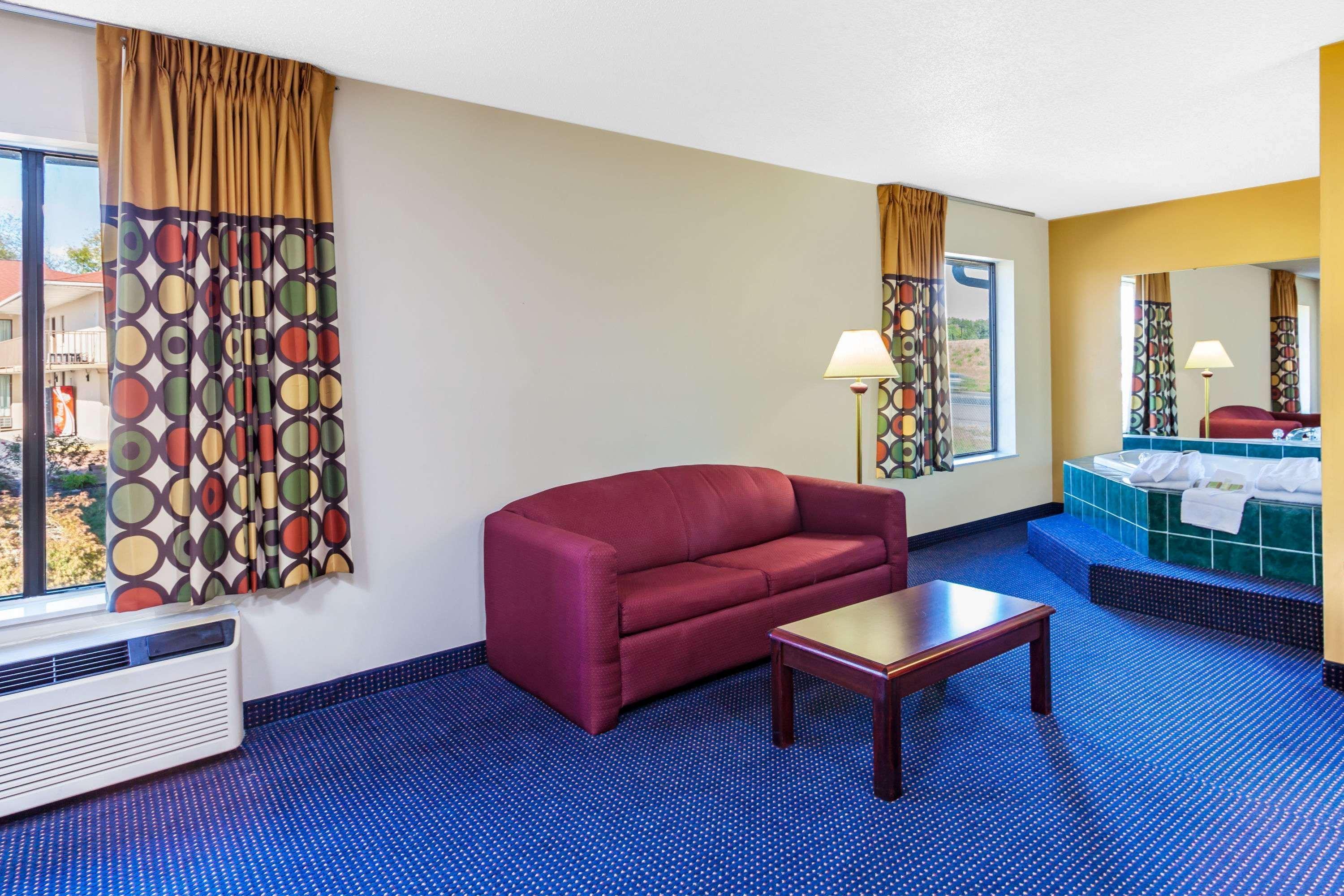 Super 8 By Wyndham Morristown/South Hotell Exteriör bild